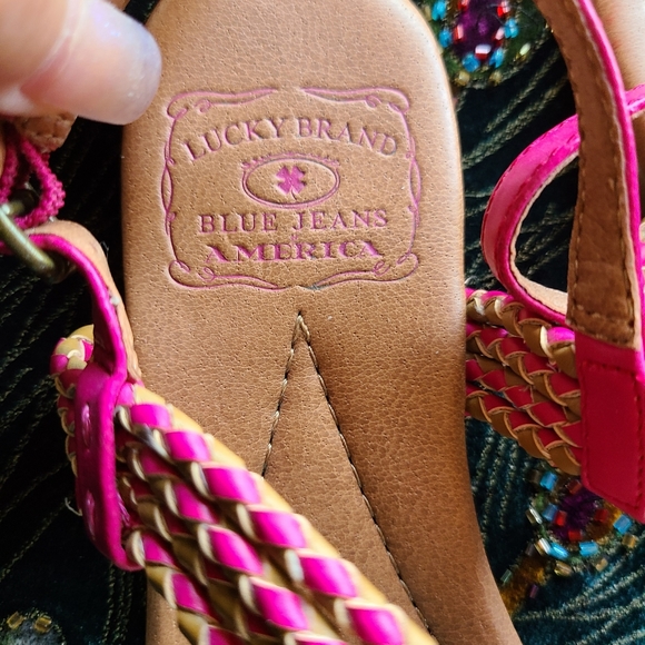 NWOT Lucky Brand Sandals - Picture 2 of 5